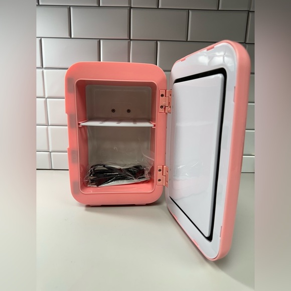 Pink Vintage Mini Fridge with Bluetooth speaker built in - Picture 6 of 9